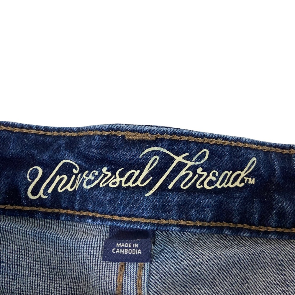 Universal Thread High Rise Shortie Frayed Hem Denim Shorts Blue - Picture 4 of 11